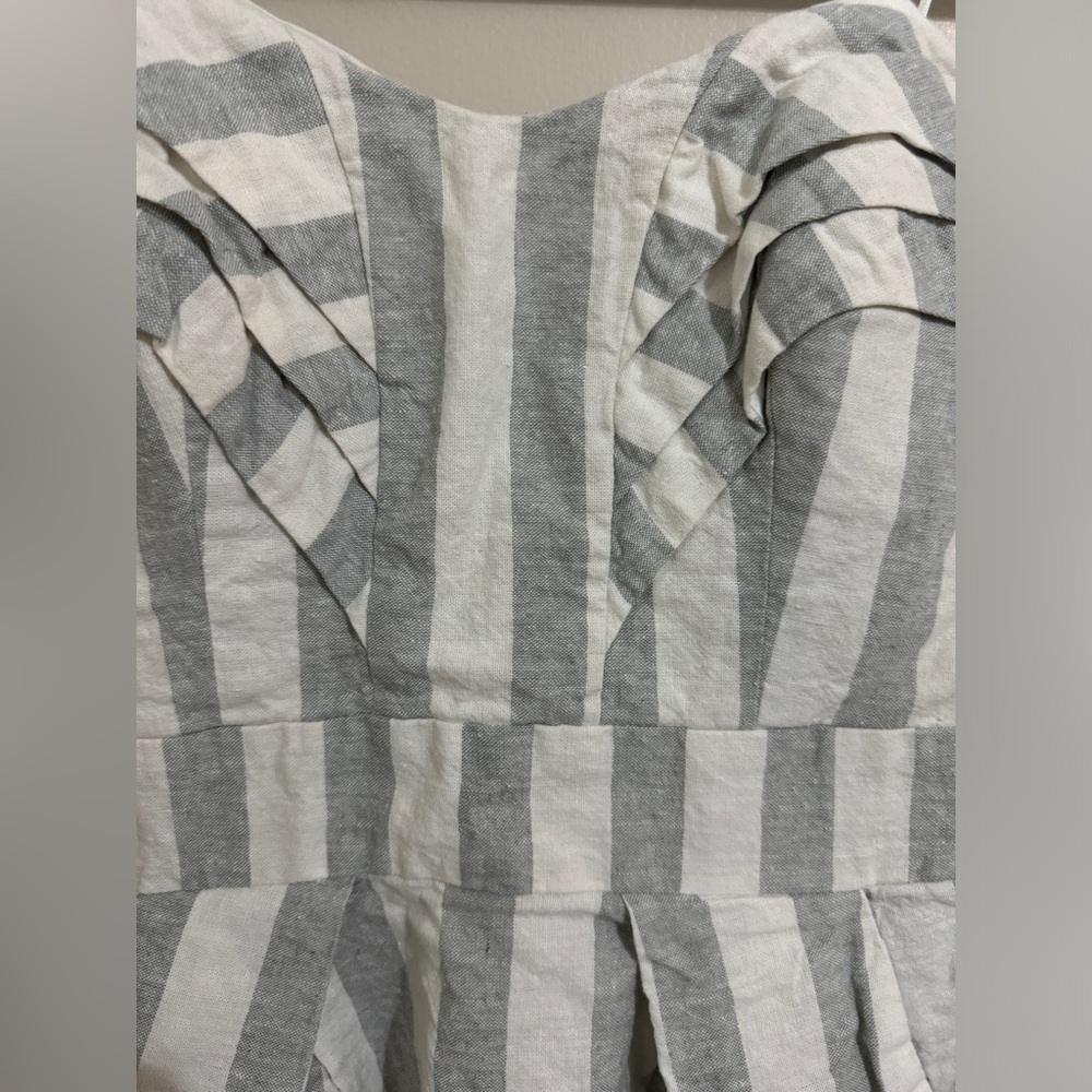 Bcbgeneration Gray White Strapless Striped Mini D… - image 2